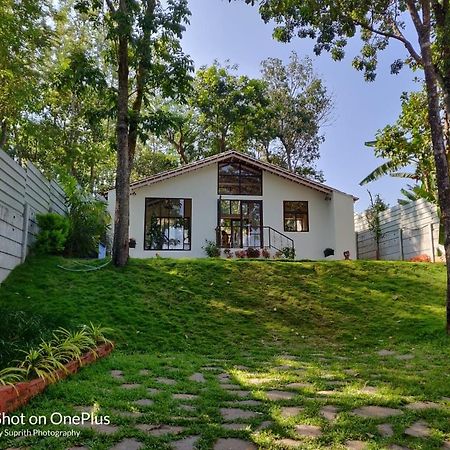 Aakriti Homestay Chikmagalūr Dış mekan fotoğraf